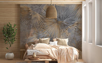 Grunge-inspired foliage design adds flair
