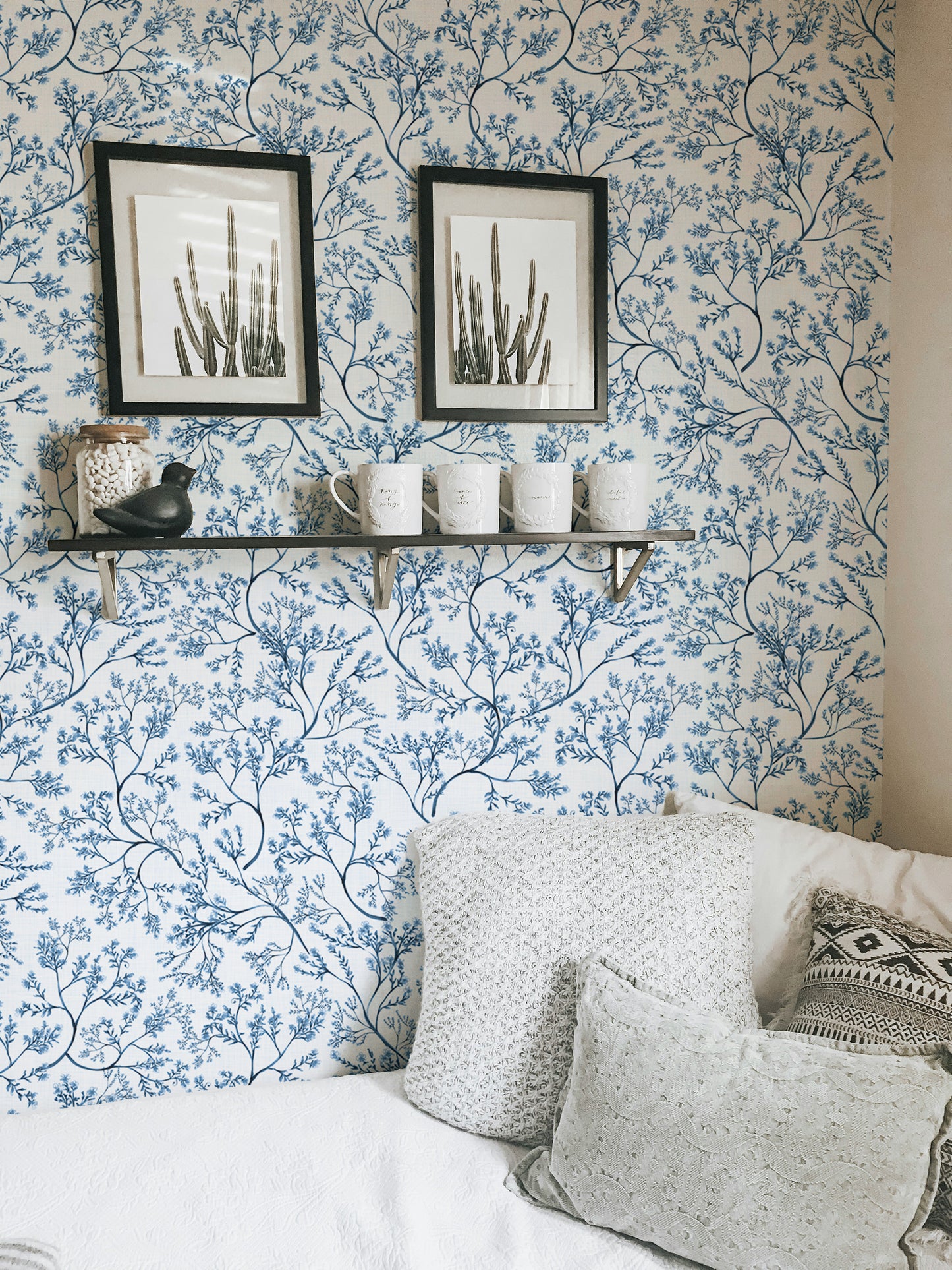 Chinoiserie Wild Flower Classic Nostalgic Botanical Wallpaper