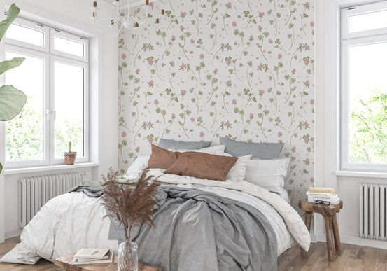 Delicate Meadow Clover Floral Botanical Wallpaper Wallpaper⁠