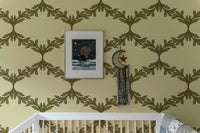 Sophisticated wallpaper with a timeless acanthus trellis pattern
