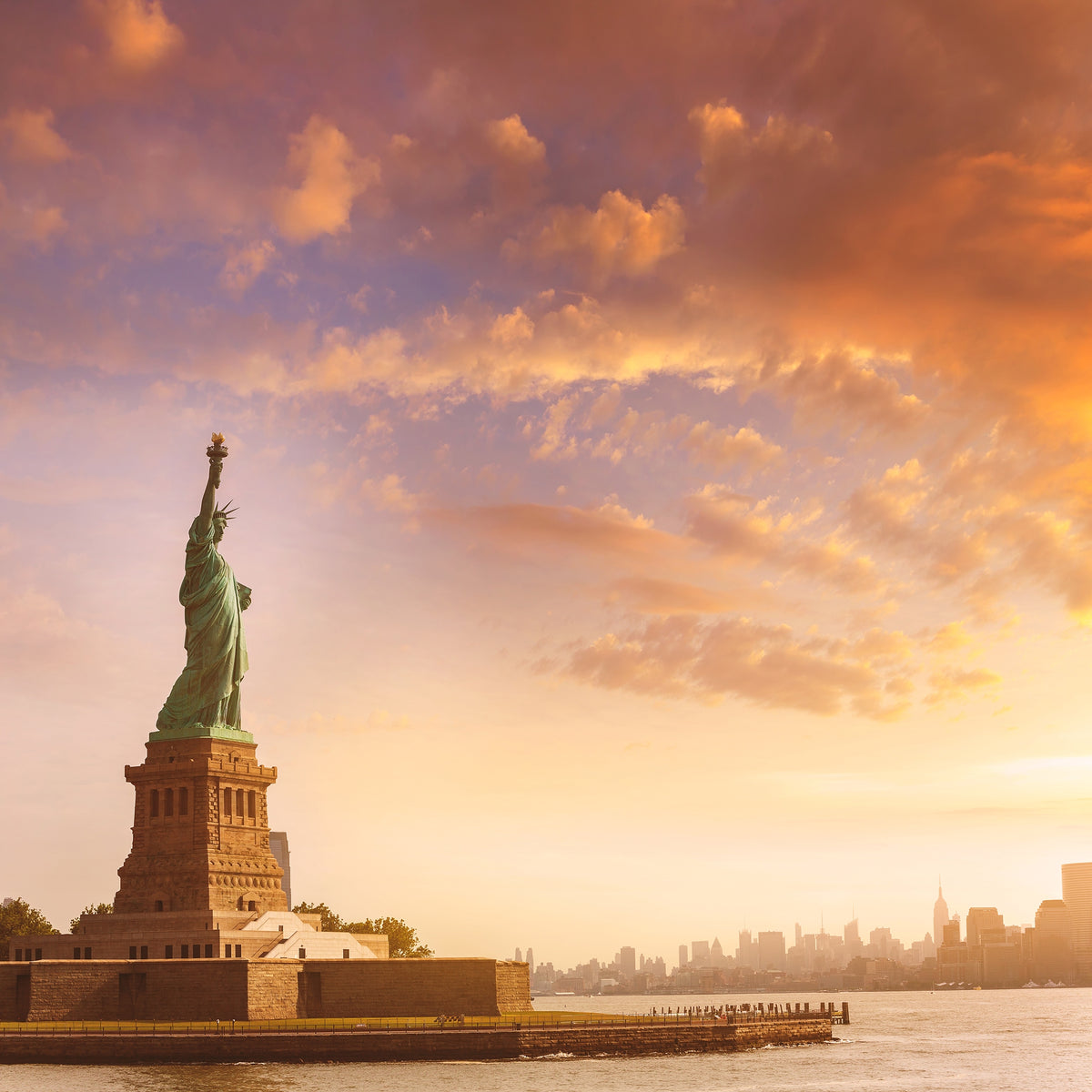 Manhattans Legacy Wallpaper Murals in your room