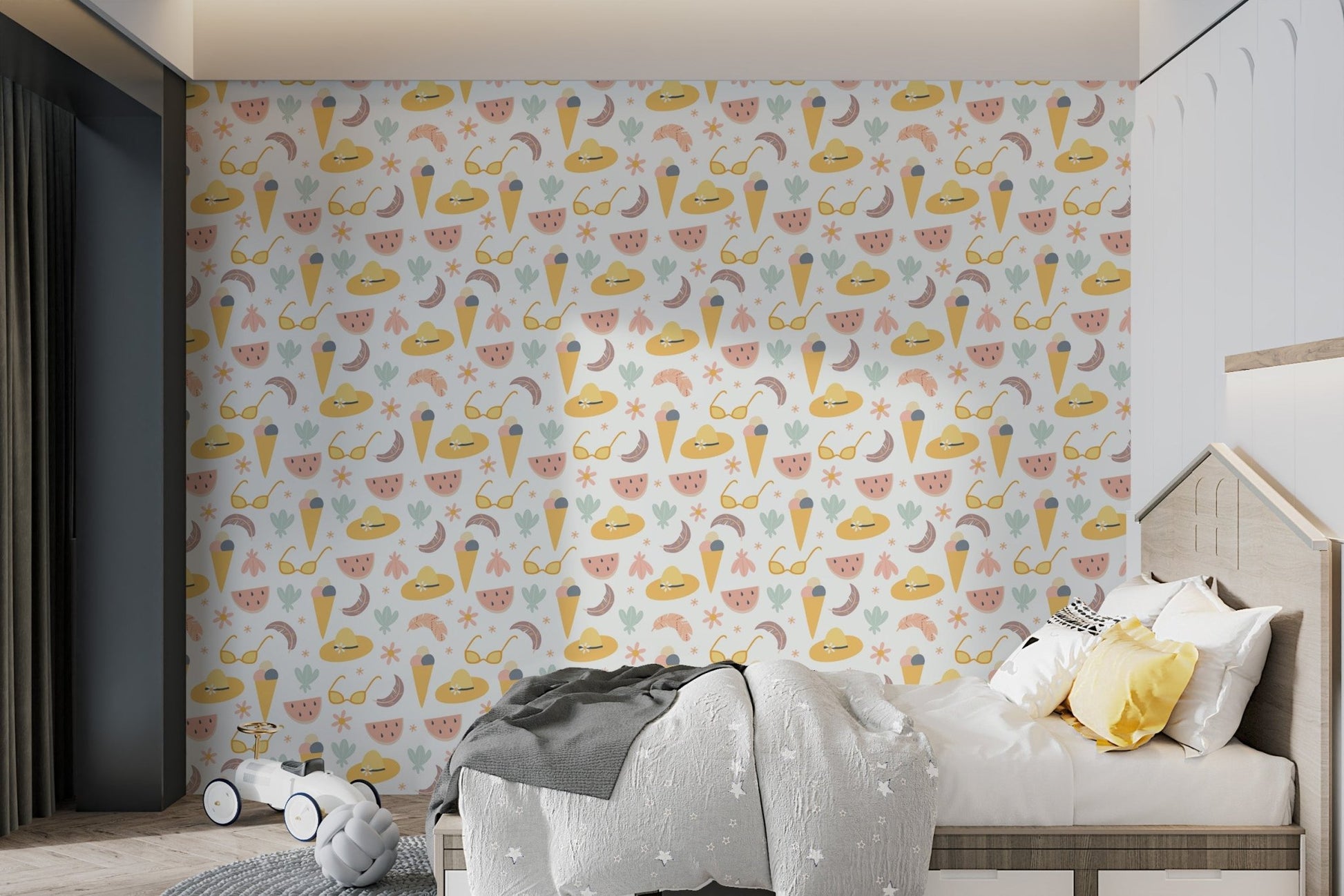 Playful sun hat and sunglasses wallpaper for bright bedroom styling.