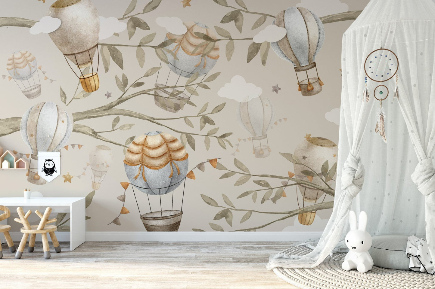 Floating Balloons Nursery Mural - Wallanza