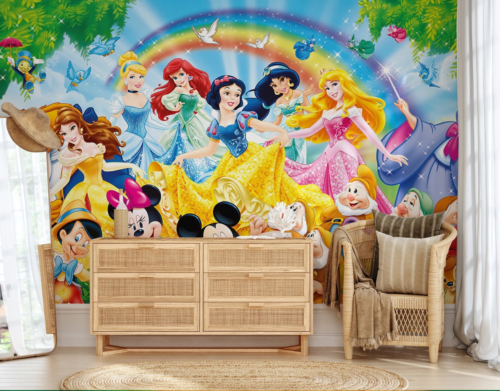 Lady and the Tramp in a Disney character mural.