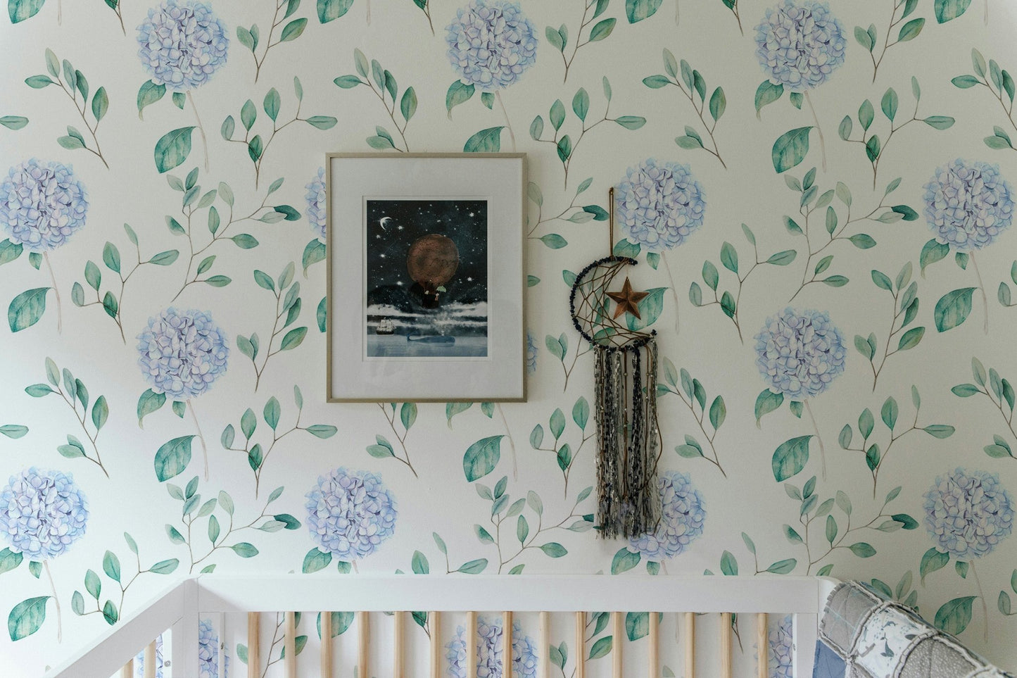 Watercolor Hortensia Flowers and Branches Wallpaper